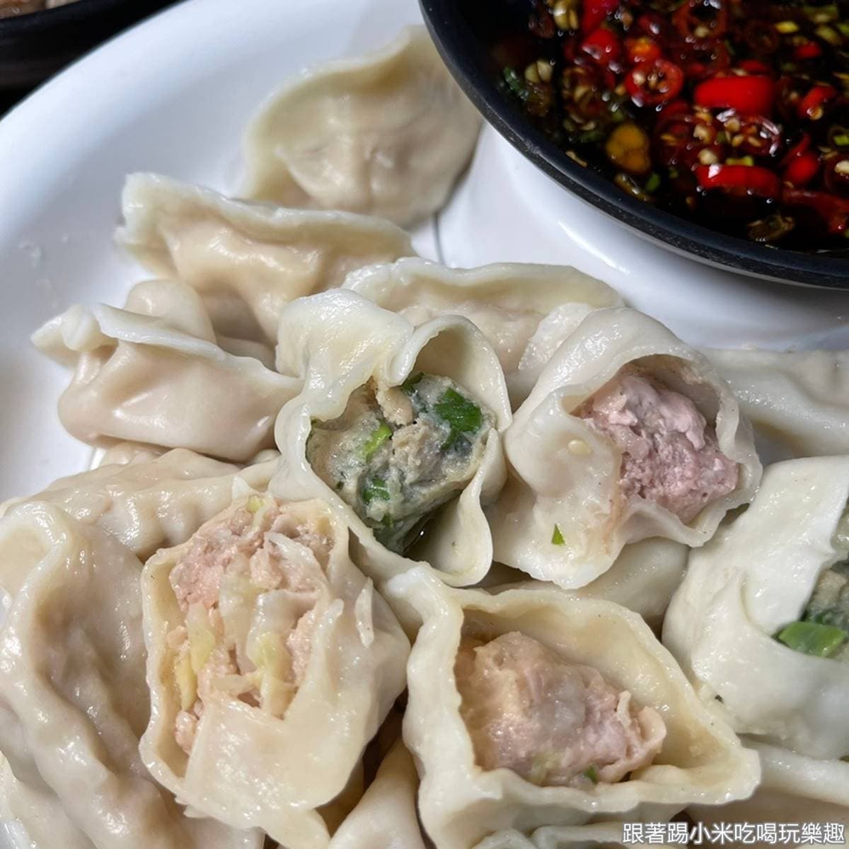 全台唯一「水餃吃到飽」在新竹,13種口味+18種醬料乾拌麵只要189元 全台唯一「水餃吃到飽」在新竹,13種口味+18種醬料乾拌麵只要189元