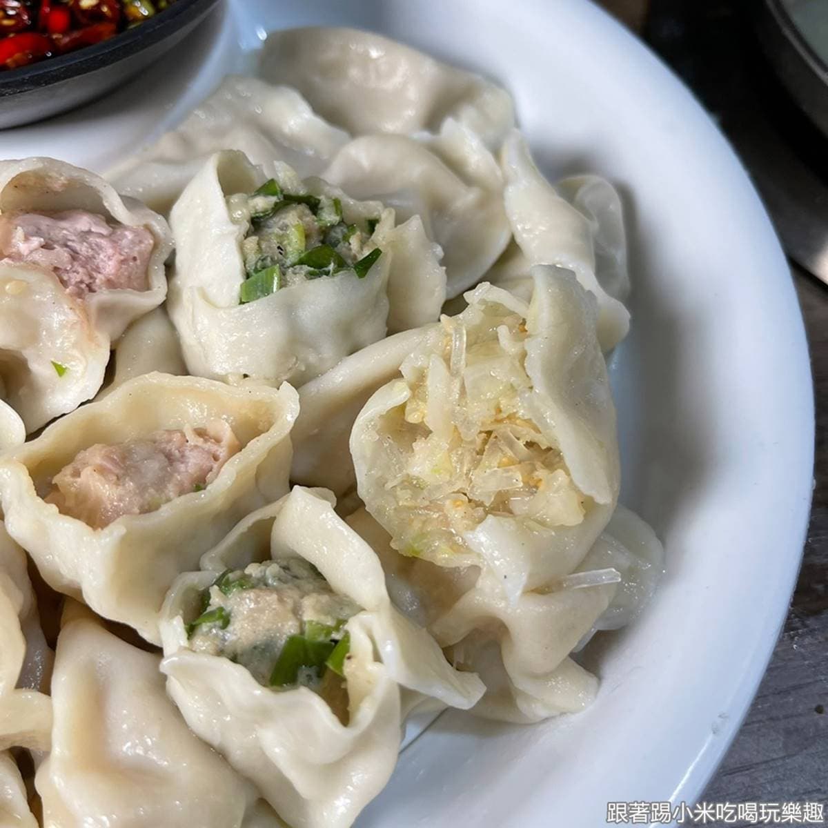 全台唯一「水餃吃到飽」在新竹,13種口味+18種醬料乾拌麵只要189元 全台唯一「水餃吃到飽」在新竹,13種口味+18種醬料乾拌麵只要189元