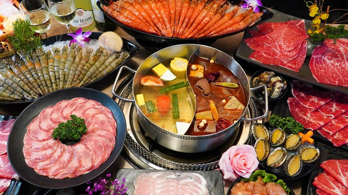 跨年先卡位!賞煙火+三大和牛吃到飽,衝新馬辣爽吃到「2022凌晨1點」 跨年先卡位!賞煙火+三大和牛吃到飽,衝新馬辣爽吃到「2022凌晨1點」