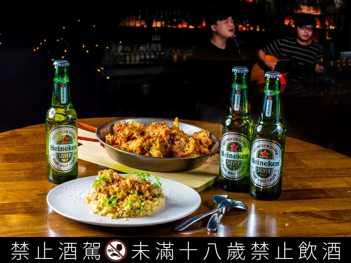 年底聚會快訂位!精選餐酒館,獨家風味梅香排骨、拍照超美浮誇空間,還有現場樂團演奏 年底聚會快訂位!精選餐酒館,獨家風味梅香排骨、拍照超美浮誇空間,還有現場樂團演奏