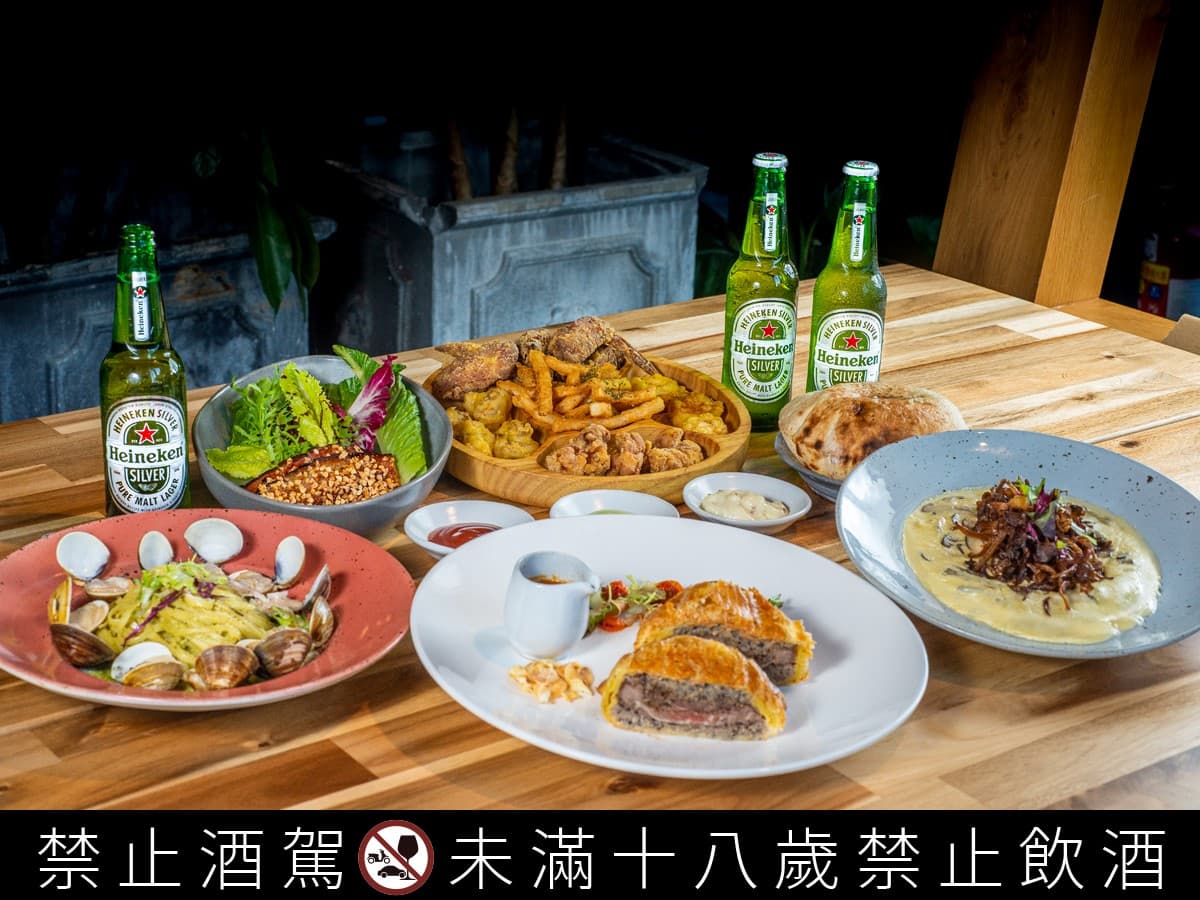 年底聚會快訂位!精選餐酒館,獨家風味梅香排骨、拍照超美浮誇空間,還有現場樂團演奏 年底聚會快訂位!精選餐酒館,獨家風味梅香排骨、拍照超美浮誇空間,還有現場樂團演奏