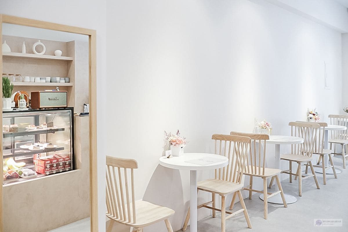 【新開店】這不是地瓜球!桃園咖啡廳打卡「胖胖圓鬆餅」,淋鹹香焦糖醬超搭 【新開店】這不是地瓜球!桃園咖啡廳打卡「胖胖圓鬆餅」,淋鹹香焦糖醬超搭