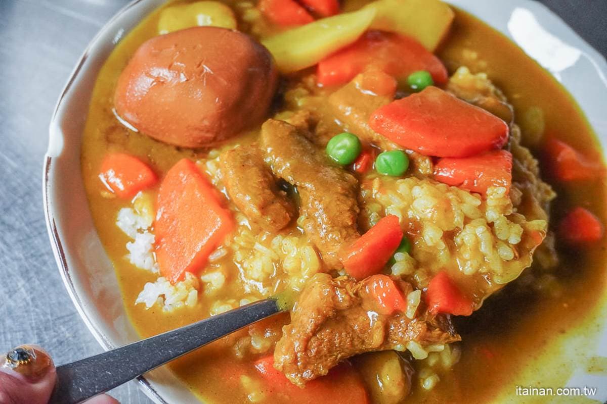 全台5家50年起跳肉羹:濃郁蒜香湯頭、咖哩飯搭鴨肉羹、新莊廟街祕店 全台5家50年起跳肉羹:濃郁蒜香湯頭、咖哩飯搭鴨肉羹、新莊廟街祕店