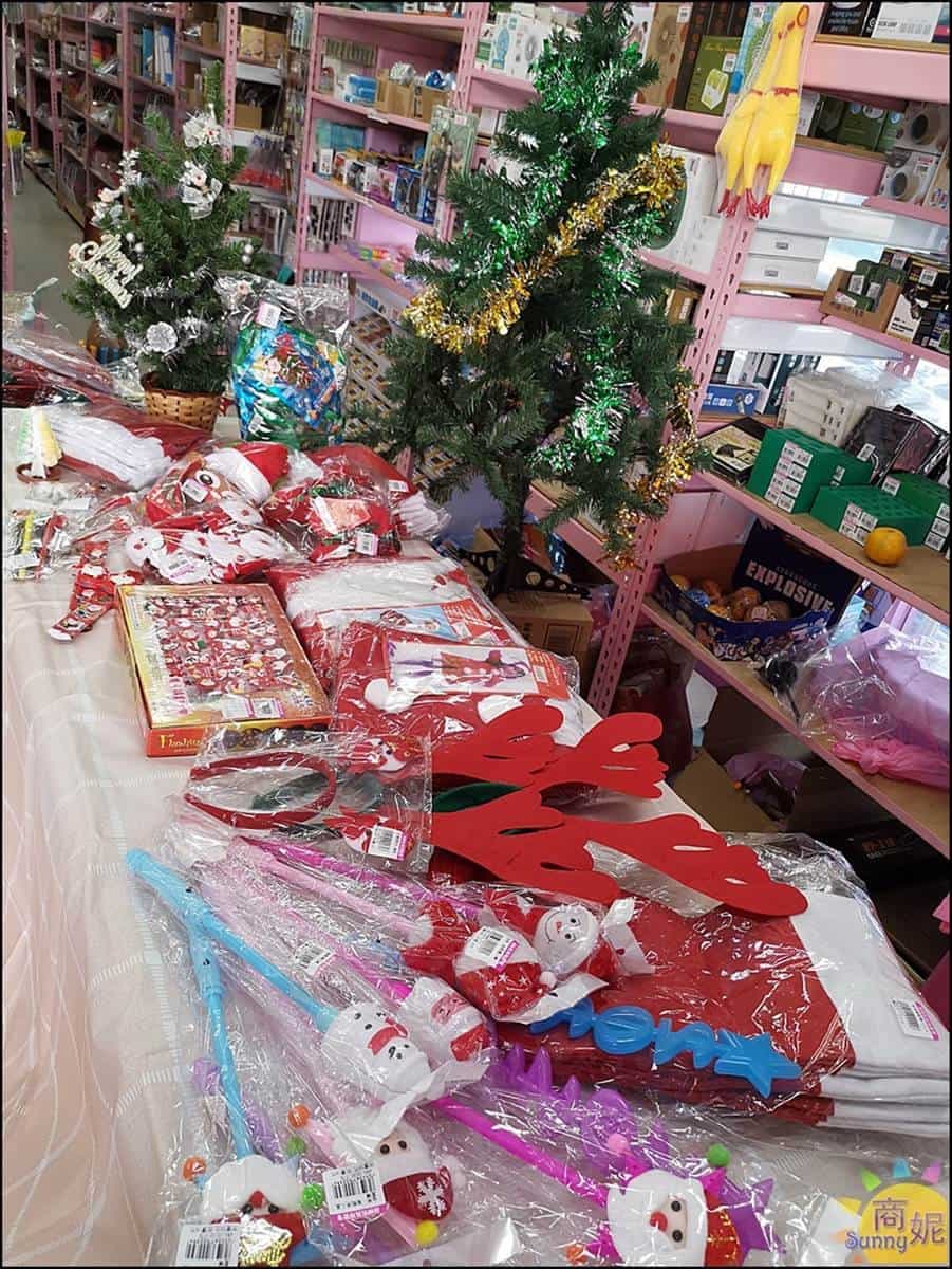 玩具界的好市多!台中「玩具批發場」耶誕禮物超好挑,持會員卡公仔買一送一 玩具界的好市多!台中「玩具批發場」耶誕禮物超好挑,持會員卡公仔買一送一