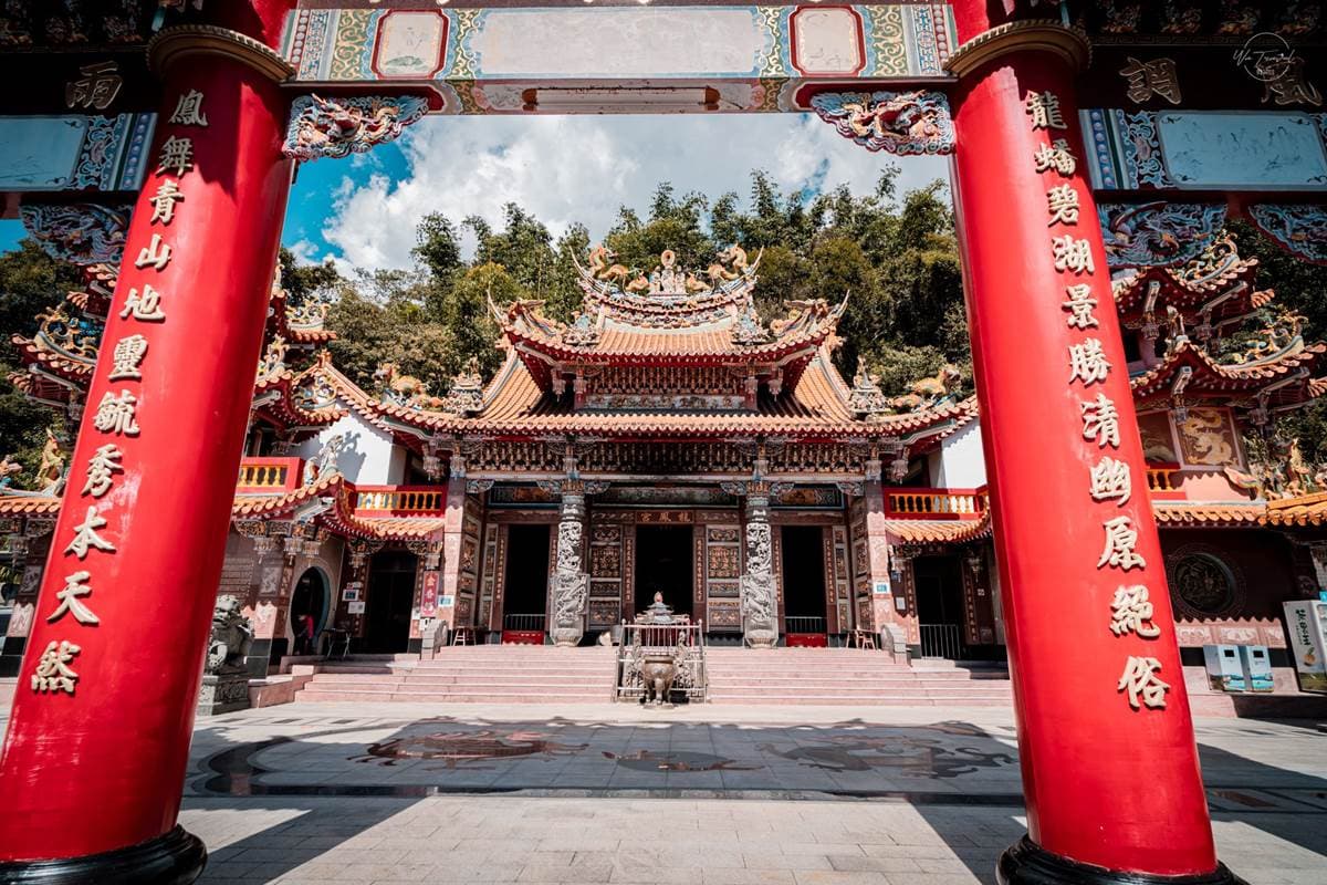 年前拼脫單!南投超靈驗「祕境月老廟」內行人才知,求姻緣還能賞日月潭美景 年前拼脫單!南投超靈驗「祕境月老廟」內行人才知,求姻緣還能賞日月潭美景