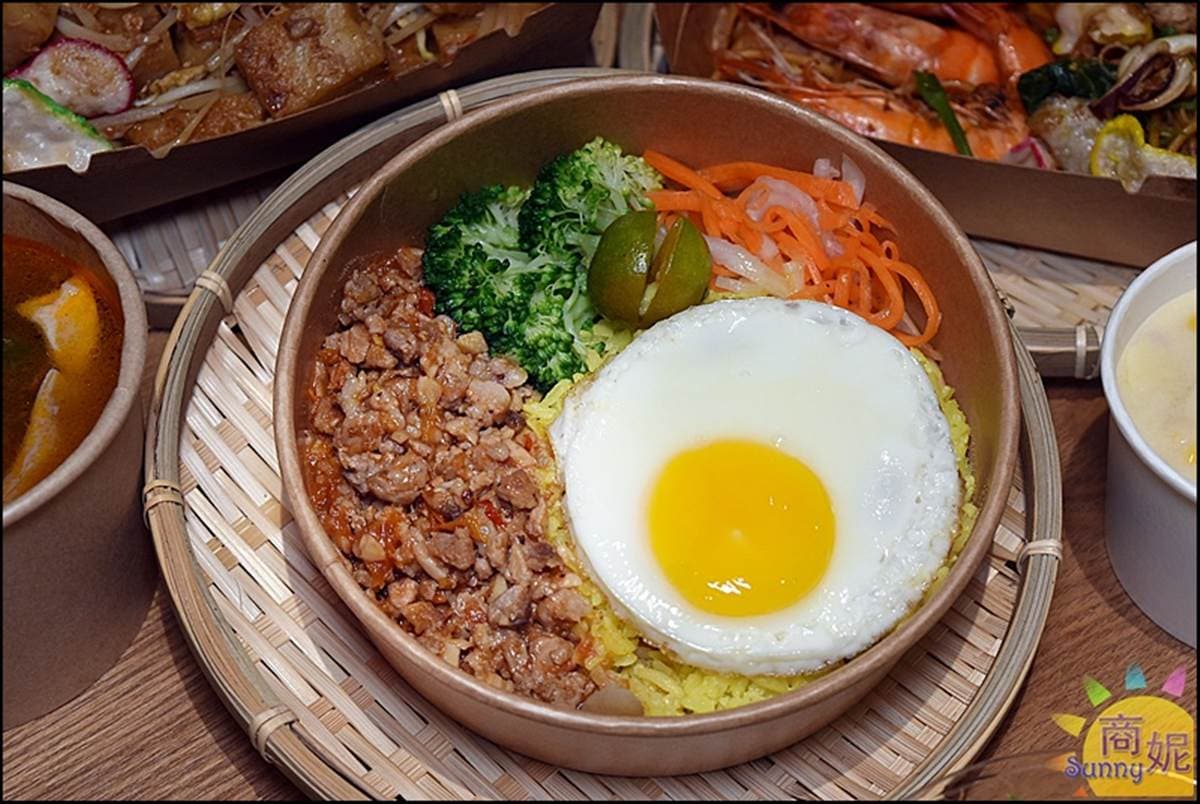 預約送6吋肉桂捲!快搶台中「南洋風早午餐」耶誕優惠,主廚祕醬炒麵也必點 預約送6吋肉桂捲!快搶台中「南洋風早午餐」耶誕優惠,主廚祕醬炒麵也必點