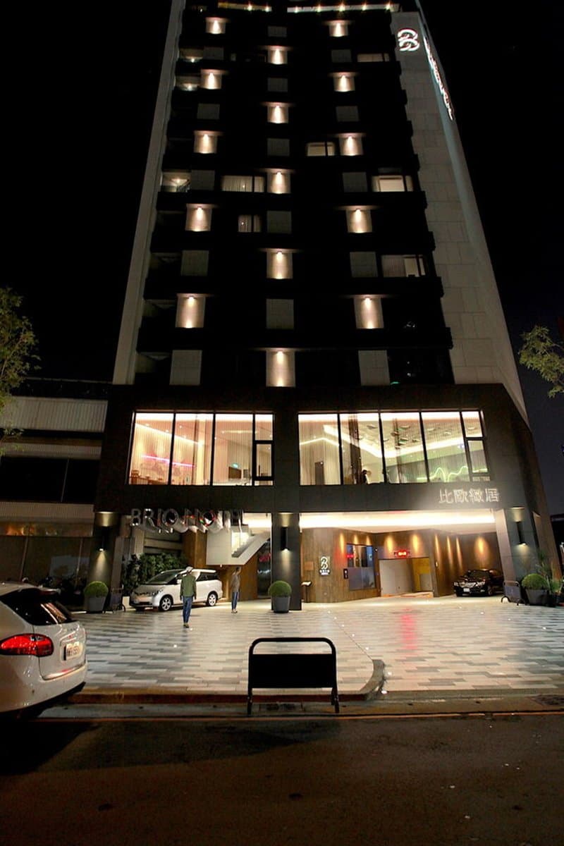 情侶約會聖地!高雄「高空餐酒館」坐擁絕美夜景,必點超有哏台式墨西哥餅 情侶約會聖地!高雄「高空餐酒館」坐擁絕美夜景,必點超有哏台式墨西哥餅