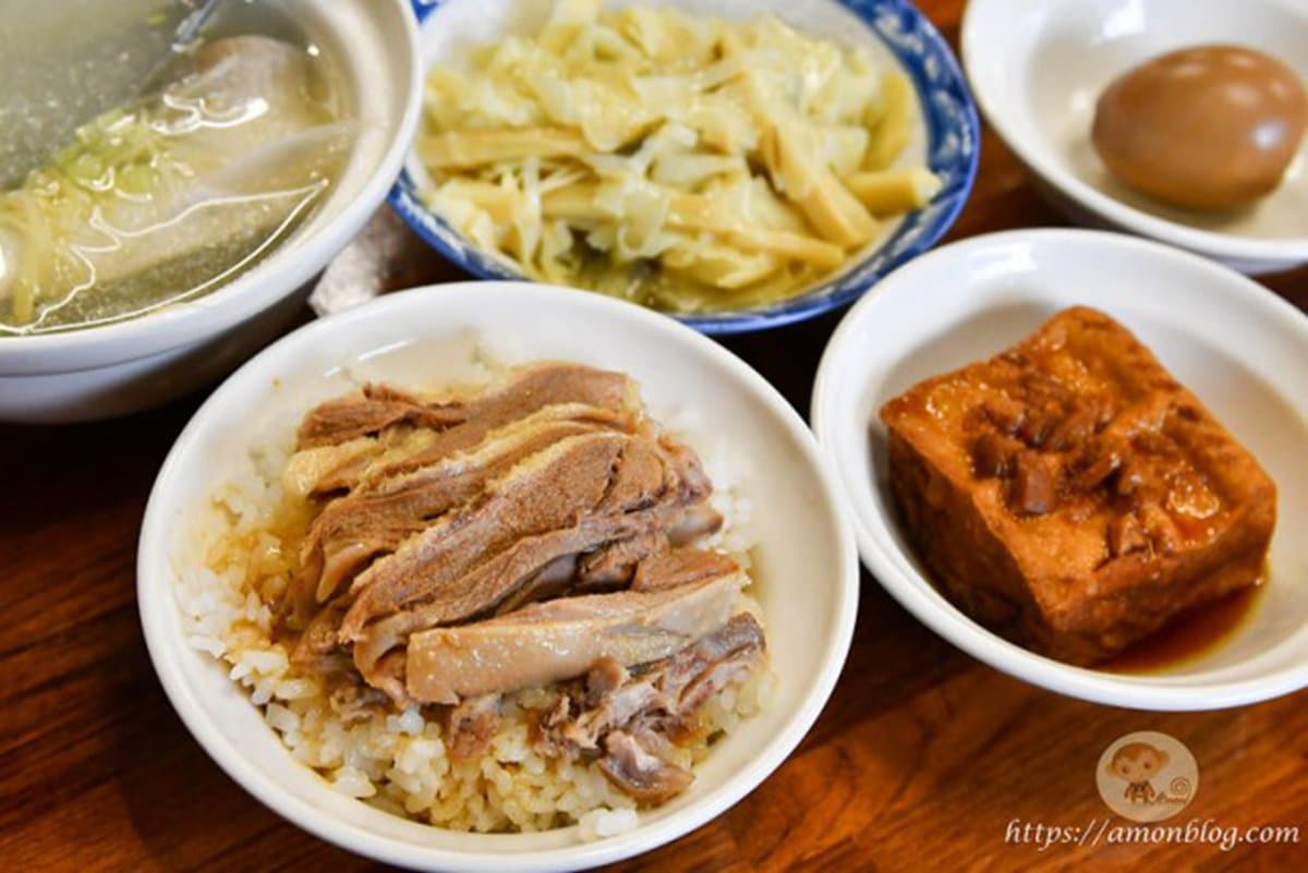 五星級主廚掌廚!「超豪邁鴨片飯」1碗只要50元,帶皮鴨肉至少5片以上 五星級主廚掌廚!「超豪邁鴨片飯」1碗只要50元,帶皮鴨肉至少5片以上