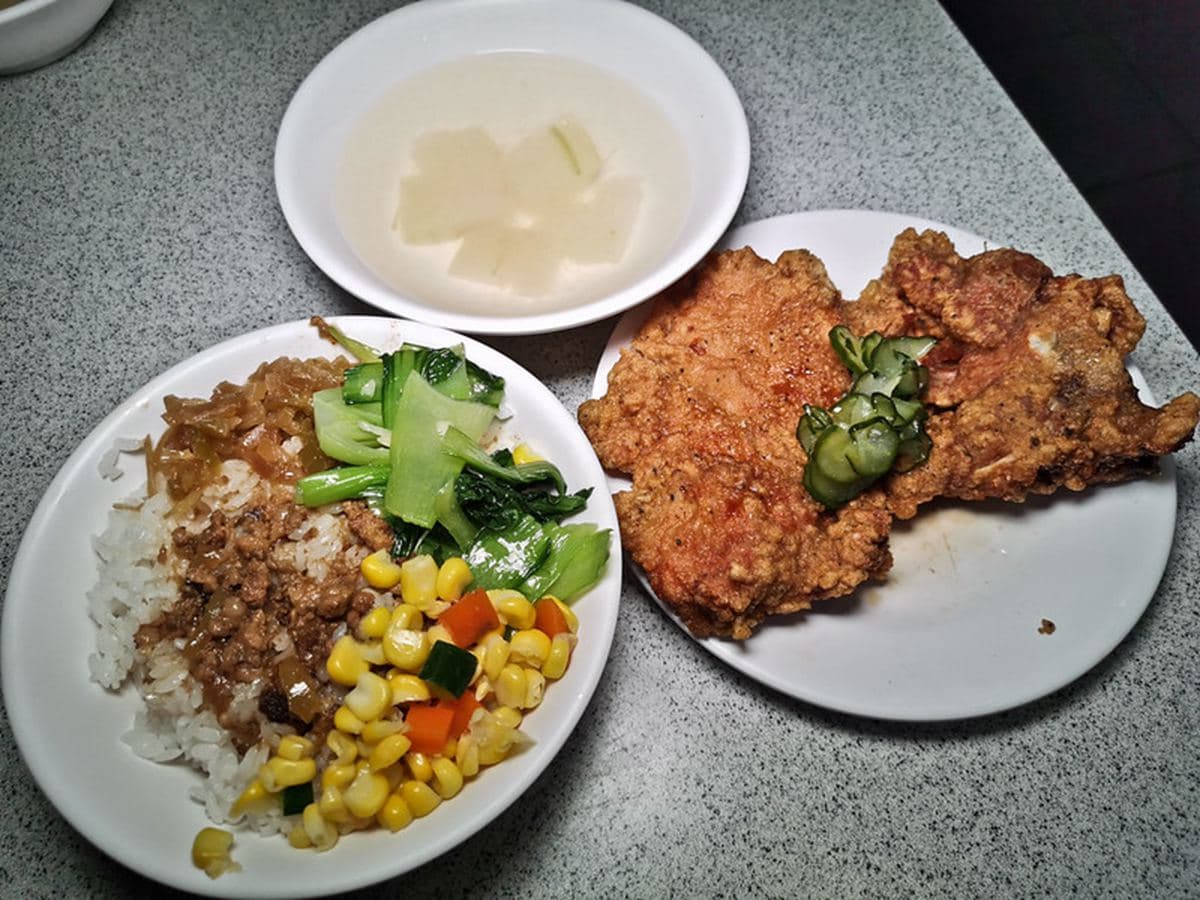 庶民最愛美味!台北人必吃10大排骨飯:米其林必比登推薦、老市場排隊便當 庶民最愛美味!台北人必吃10大排骨飯:米其林必比登推薦、老市場排隊便當