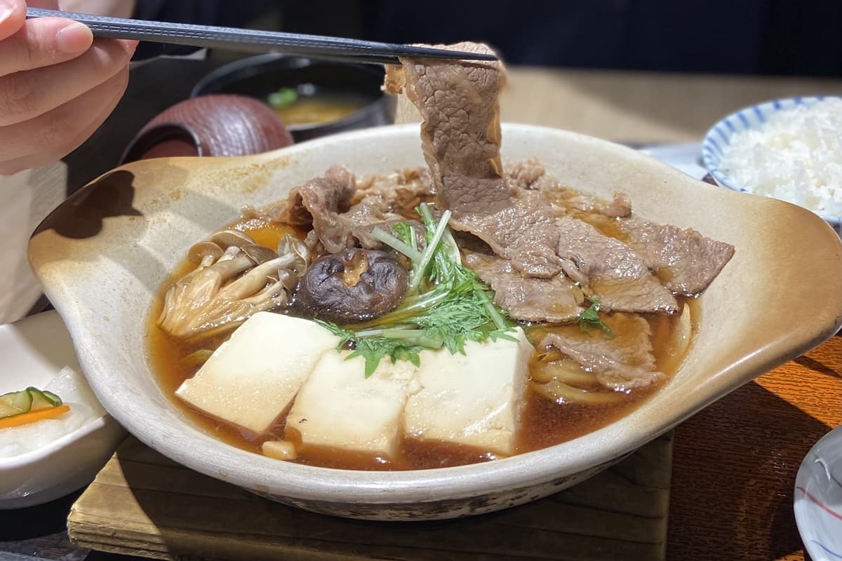 鍋物控新選擇!大戶屋「和牛壽喜燒、味噌烏龍麵」必嘗鮮,加碼抽300元折價券 鍋物控新選擇!大戶屋「和牛壽喜燒、味噌烏龍麵」必嘗鮮,加碼抽300元折價券