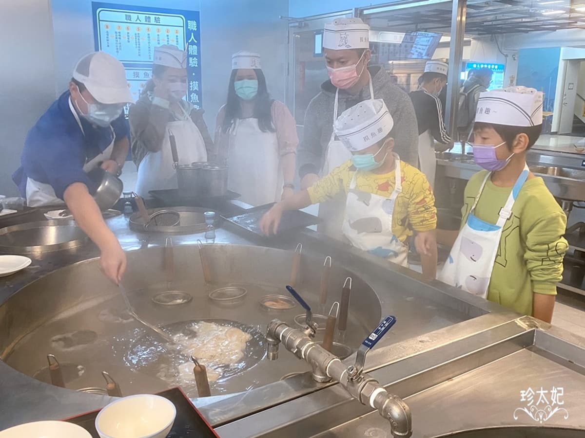 親子出遊首選!宜蘭「水產觀光工廠」體驗汆燙海鮮DIY,還有海洋彩繪區可拍 親子出遊首選!宜蘭「水產觀光工廠」體驗汆燙海鮮DIY,還有海洋彩繪區可拍