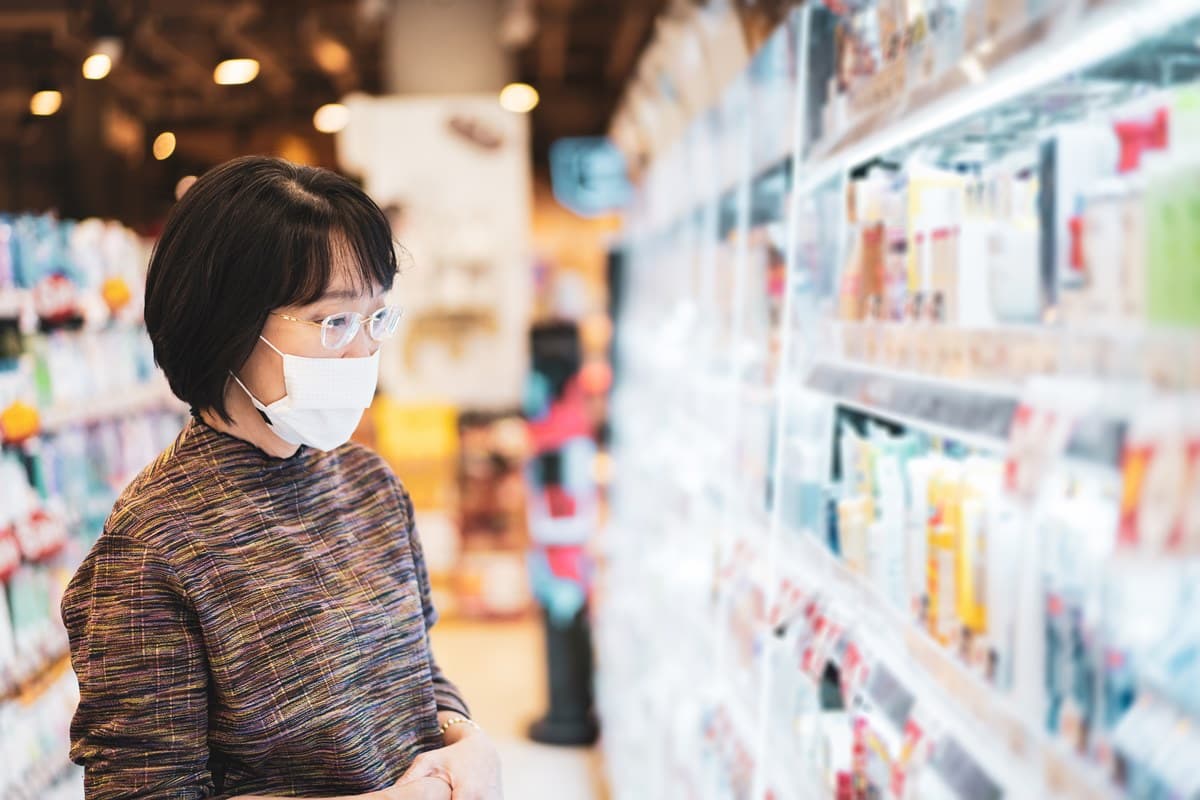 不只聊天、傳貼圖!用LINE做「1件事」現賺300元,超商和網購都能用 不只聊天、傳貼圖!用LINE做「1件事」現賺300元,超商和網購都能用