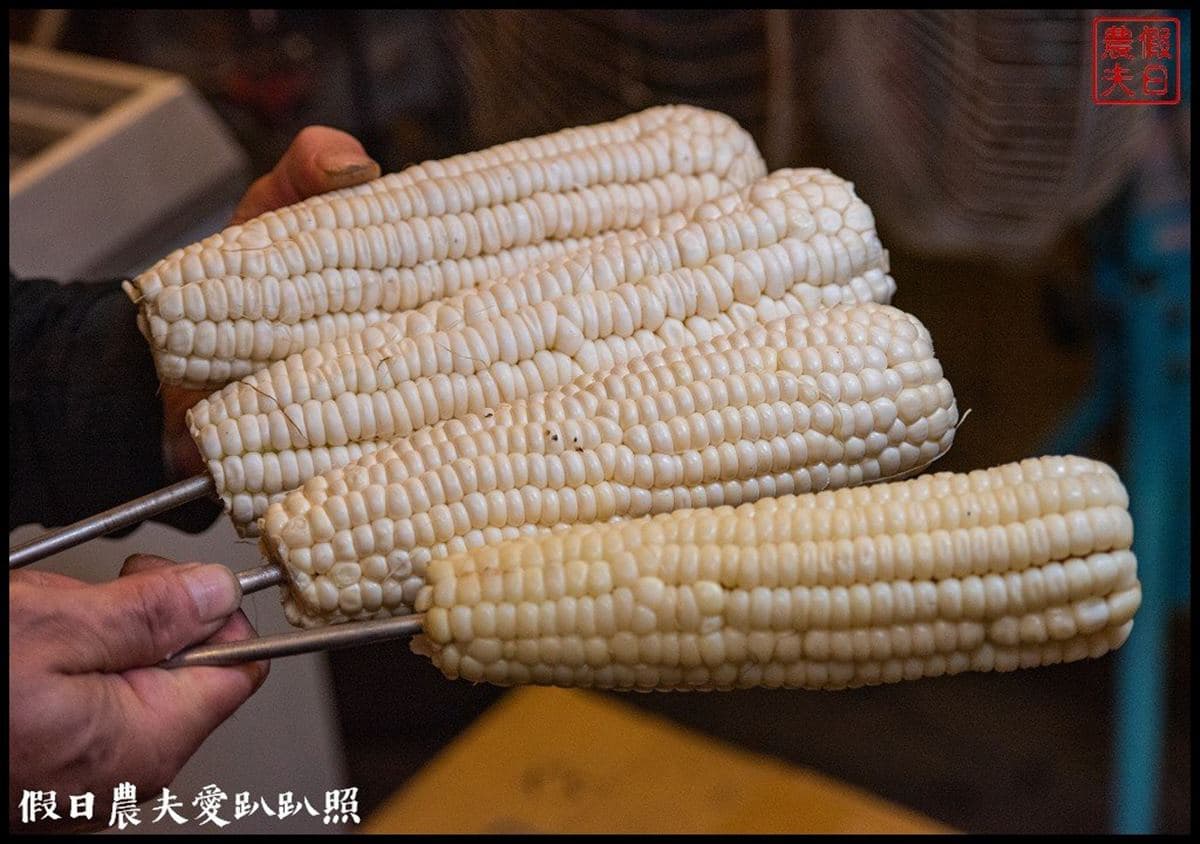 過年迺夜市!花蓮人帶路吃東大門6攤:豬油烤玉米、馬告炒麵刈包、髒髒麻糬 過年迺夜市!花蓮人帶路吃東大門6攤:豬油烤玉米、馬告炒麵刈包、髒髒麻糬