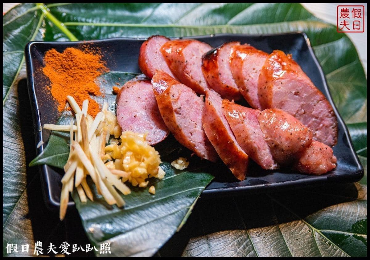 過年迺夜市!花蓮人帶路吃東大門6攤:豬油烤玉米、馬告炒麵刈包、髒髒麻糬 過年迺夜市!花蓮人帶路吃東大門6攤:豬油烤玉米、馬告炒麵刈包、髒髒麻糬
