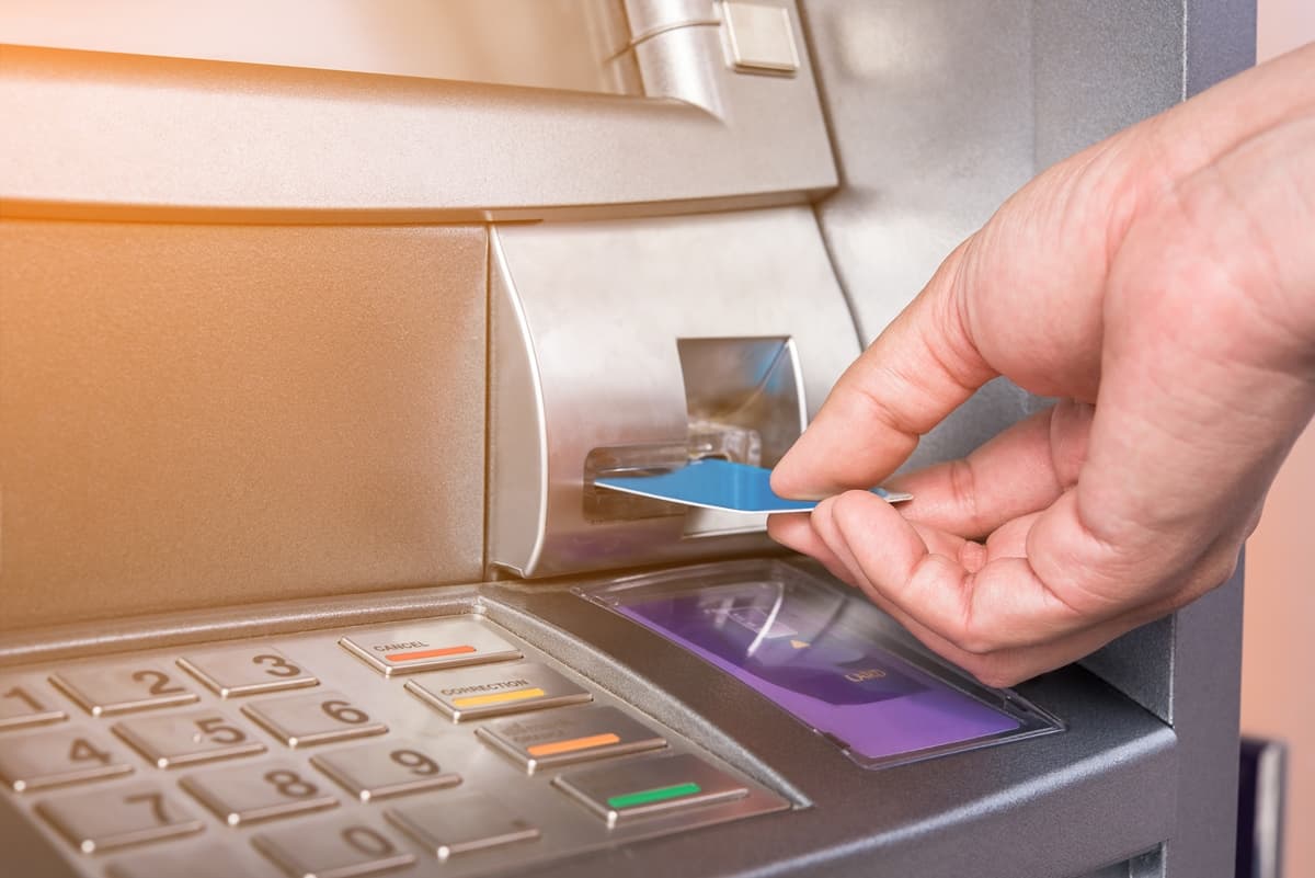 沒帶卡片也能領錢!網友激推ATM「隱藏版功能」,3步驟指紋搞定超方便 沒帶卡片也能領錢!網友激推ATM「隱藏版功能」,3步驟指紋搞定超方便