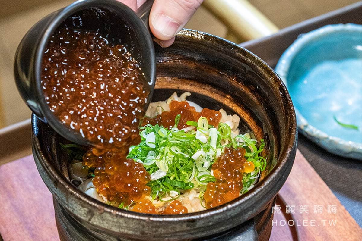 免費續貝類炊飯!超狂日料爽嗑爆量「鮭魚卵+魚鬆」,整尾花魚Q彈有嚼勁 免費續貝類炊飯!超狂日料爽嗑爆量「鮭魚卵+魚鬆」,整尾花魚Q彈有嚼勁