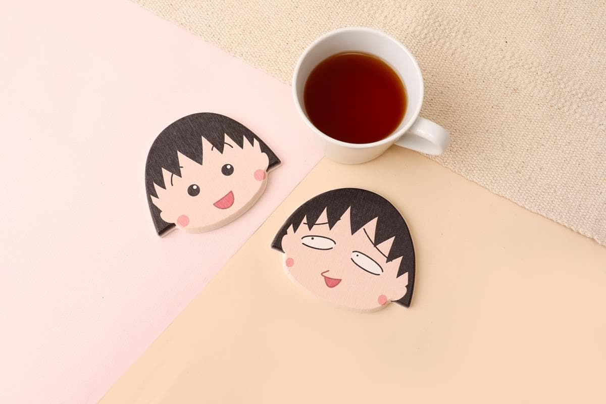 粉嫩馬卡龍色好燒!7-11「櫻桃小丸子」5大新品預購:超Q大頭杯墊、計算機 粉嫩馬卡龍色好燒!7-11「櫻桃小丸子」5大新品預購:超Q大頭杯墊、計算機