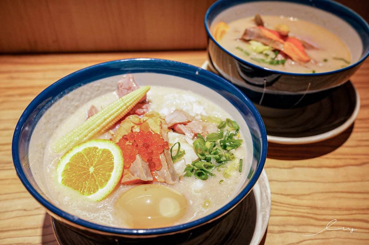 這裡還吃得到鮭魚!超狂「鮭白湯拉麵」鋪炙燒鮭魚+魚卵,排隊2小時也要嗑 這裡還吃得到鮭魚!超狂「鮭白湯拉麵」鋪炙燒鮭魚+魚卵,排隊2小時也要嗑