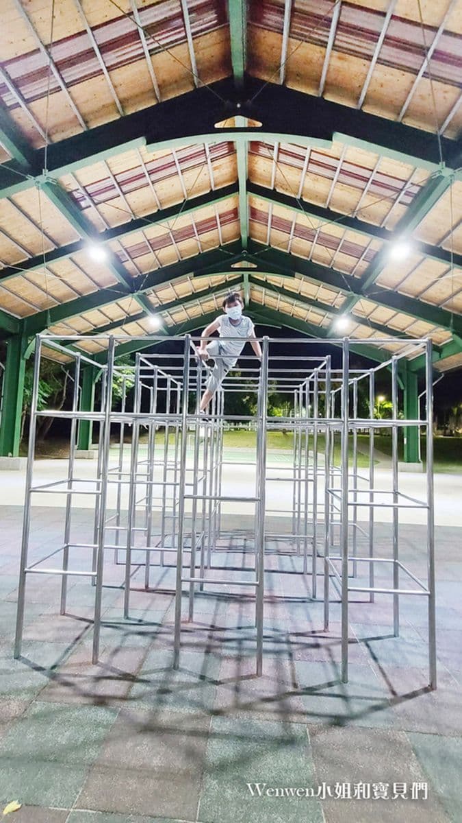 世界第一團隊打造!北投遛孩快衝全新「木製城堡遊戲場」,大人順便免費泡腳 世界第一團隊打造!北投遛孩快衝全新「木製城堡遊戲場」,大人順便免費泡腳