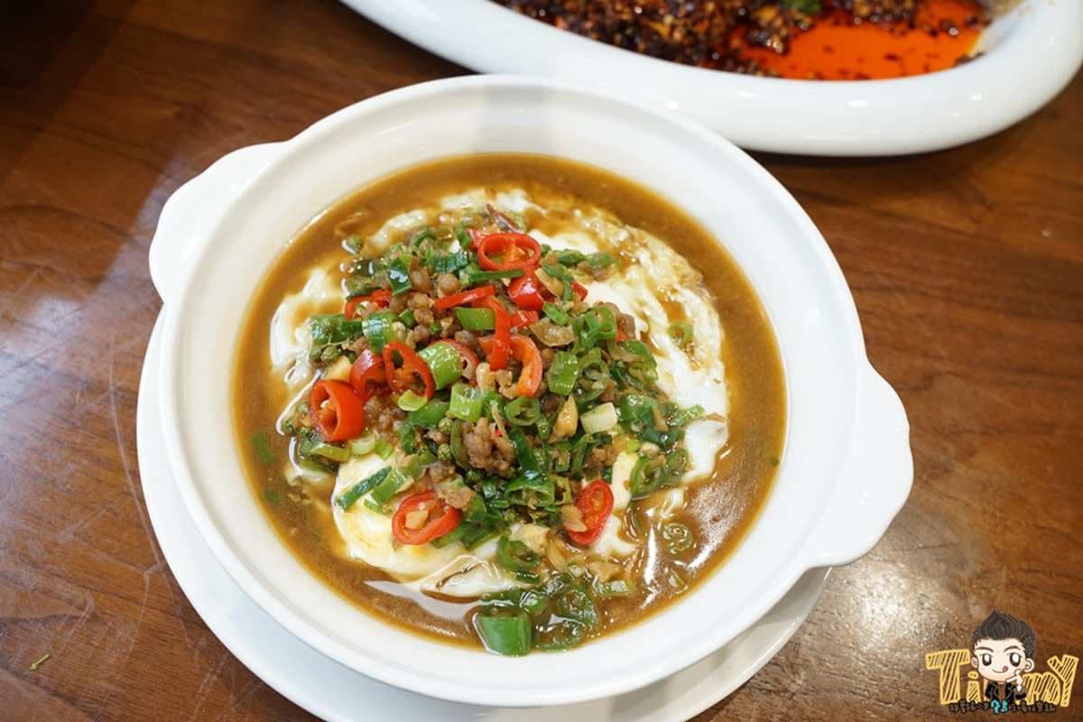 網美聚餐口袋名單!純白玻璃屋嘗大師手路菜,還能打卡超萌機器人上菜秀 網美聚餐口袋名單!純白玻璃屋嘗大師手路菜,還能打卡超萌機器人上菜秀