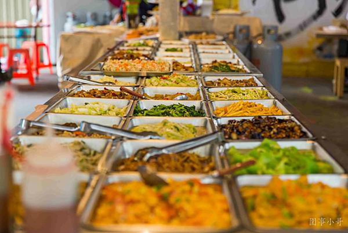 【新開店】桃園「24HR自助餐」188元百道菜吃到飽,白蝦、豬腳吃2盤就回本 【新開店】桃園「24HR自助餐」188元百道菜吃到飽,白蝦、豬腳吃2盤就回本