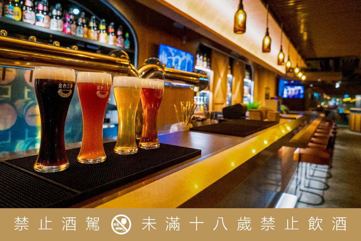 健保卡有「3」免費喝酒!金色三麥人氣活動回歸,加碼打3劑疫苗送啤酒 健保卡有「3」免費喝酒!金色三麥人氣活動回歸,加碼打3劑疫苗送啤酒