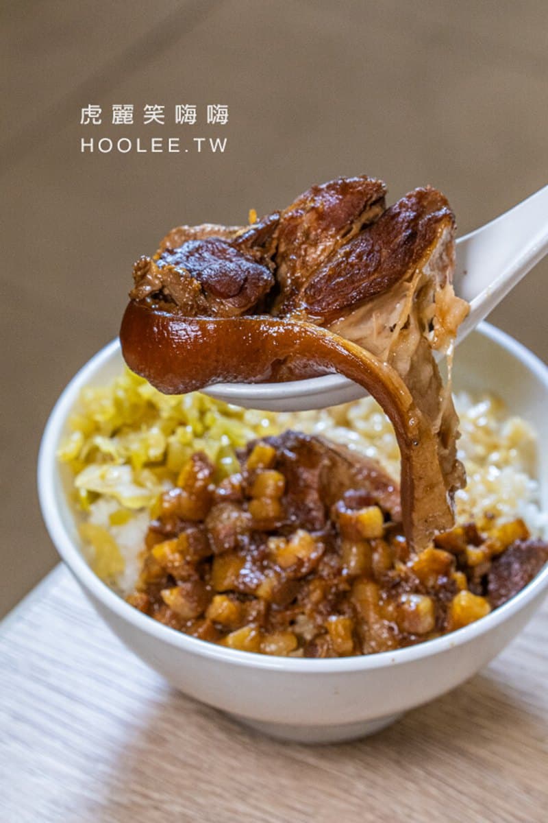 入選高雄十大肉燥飯!傳承50年「腿庫+肉燥」入口即化,搭半熟蛋更犯規 入選高雄十大肉燥飯!傳承50年「腿庫+肉燥」入口即化,搭半熟蛋更犯規