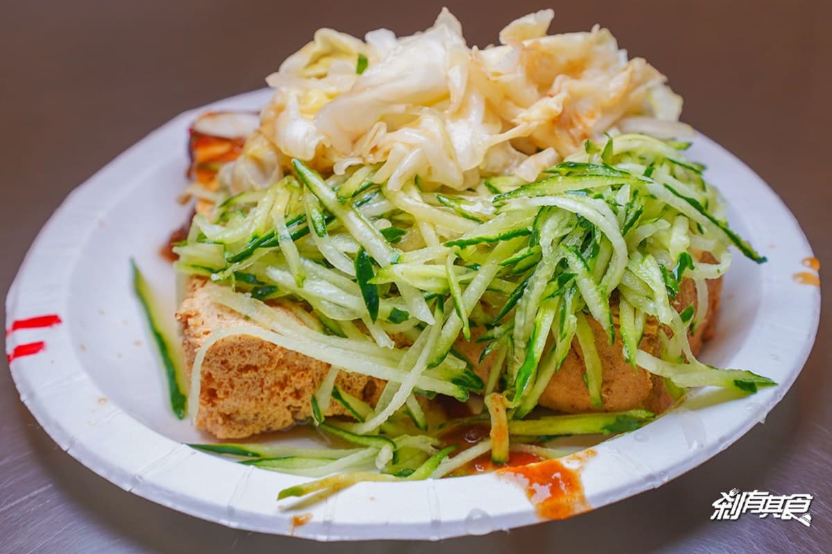 台中人內行「戳洞」吃法!6家排隊水煎包、臭豆腐:限定瓠瓜餡、爆量小黃瓜 台中人內行「戳洞」吃法!6家排隊水煎包、臭豆腐:限定瓠瓜餡、爆量小黃瓜