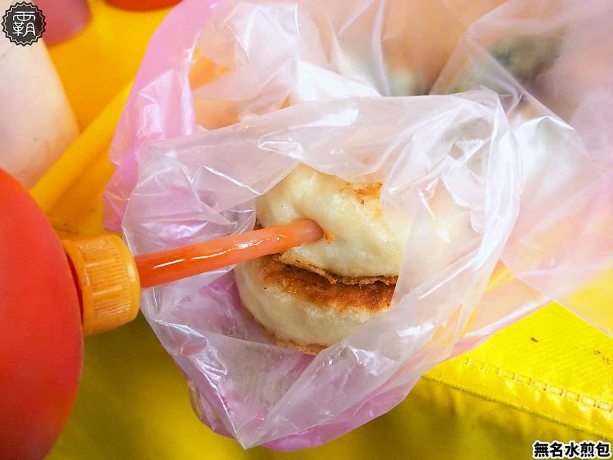 台中人內行「戳洞」吃法!6家排隊水煎包、臭豆腐:限定瓠瓜餡、爆量小黃瓜 台中人內行「戳洞」吃法!6家排隊水煎包、臭豆腐:限定瓠瓜餡、爆量小黃瓜
