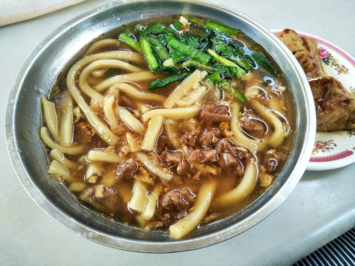 台中老饕最愛!第三市場6間銅板美食:爆餡越南麵包、7元脆皮烤饅頭 台中老饕最愛!第三市場6間銅板美食:爆餡越南麵包、7元脆皮烤饅頭