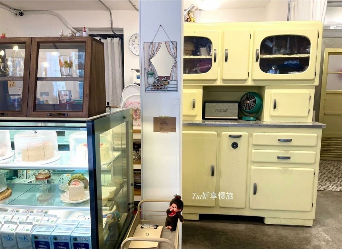 想吃看人品!無訂位「老宅咖啡廳」開店不定時,先搶「半顆橘子」生乳卷 想吃看人品!無訂位「老宅咖啡廳」開店不定時,先搶「半顆橘子」生乳卷