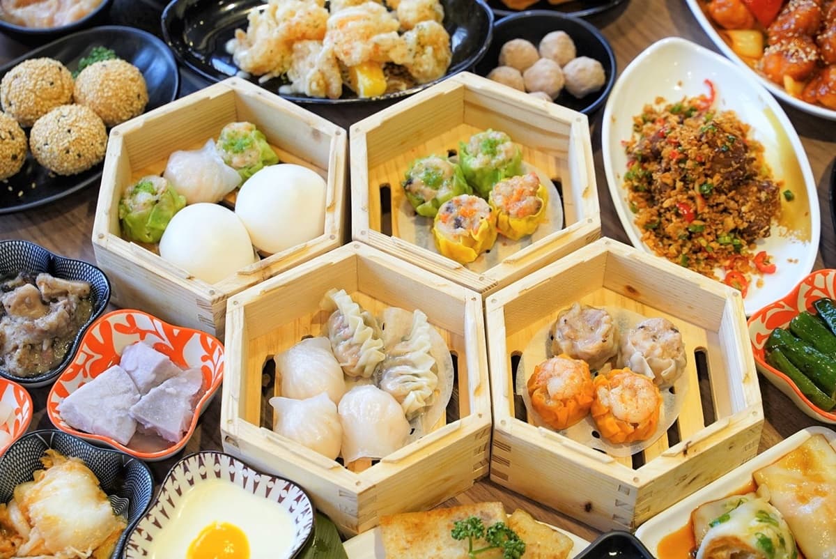 港式吃到飽再+1!壽星半價爽嗑60道港點、熱炒,必點限量酸菜鴨火鍋 港式吃到飽再+1!壽星半價爽嗑60道港點、熱炒,必點限量酸菜鴨火鍋