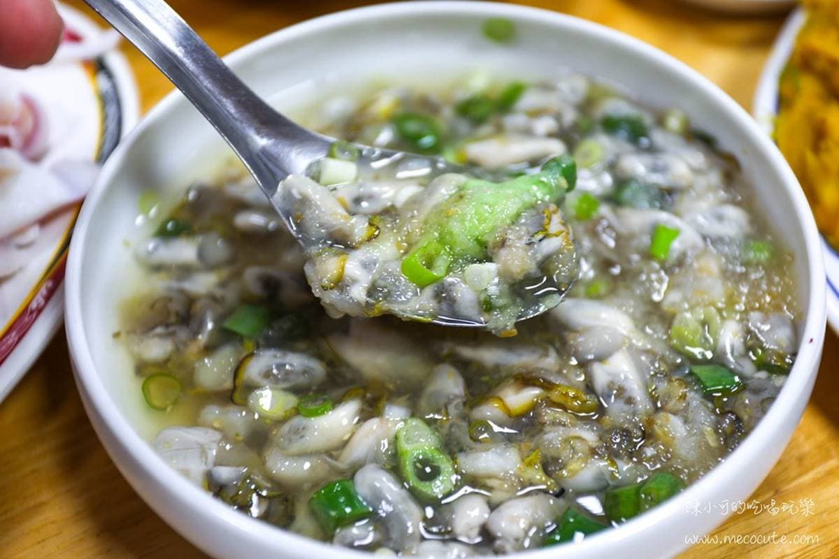 澎湖人的口袋名單!必吃超鮮甜「黑色小管麵線」,野生明蝦肉質Q彈會爆膏 澎湖人的口袋名單!必吃超鮮甜「黑色小管麵線」,野生明蝦肉質Q彈會爆膏