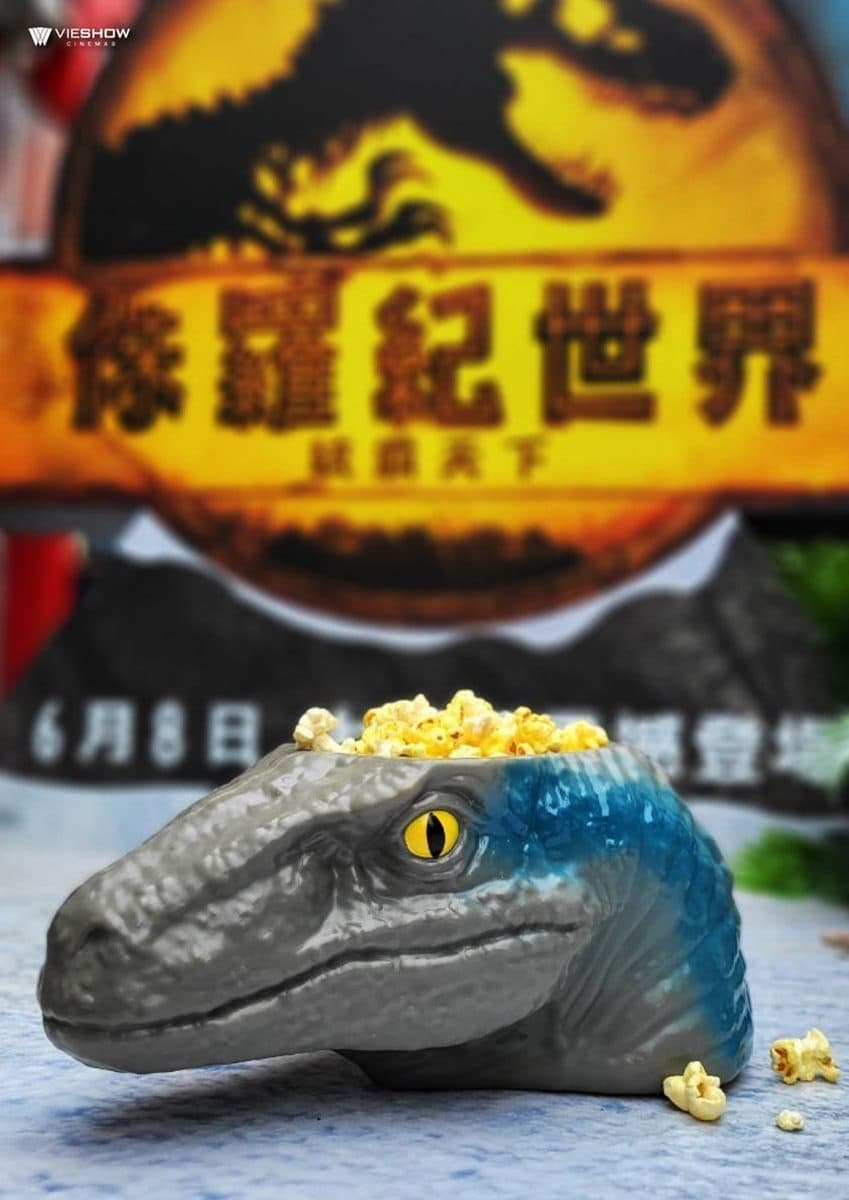 《侏羅紀世界》迅猛龍被開腦洞!威秀超狂「小藍爆米花桶」,即日起開賣預購 《侏羅紀世界》迅猛龍被開腦洞!威秀超狂「小藍爆米花桶」,即日起開賣預購