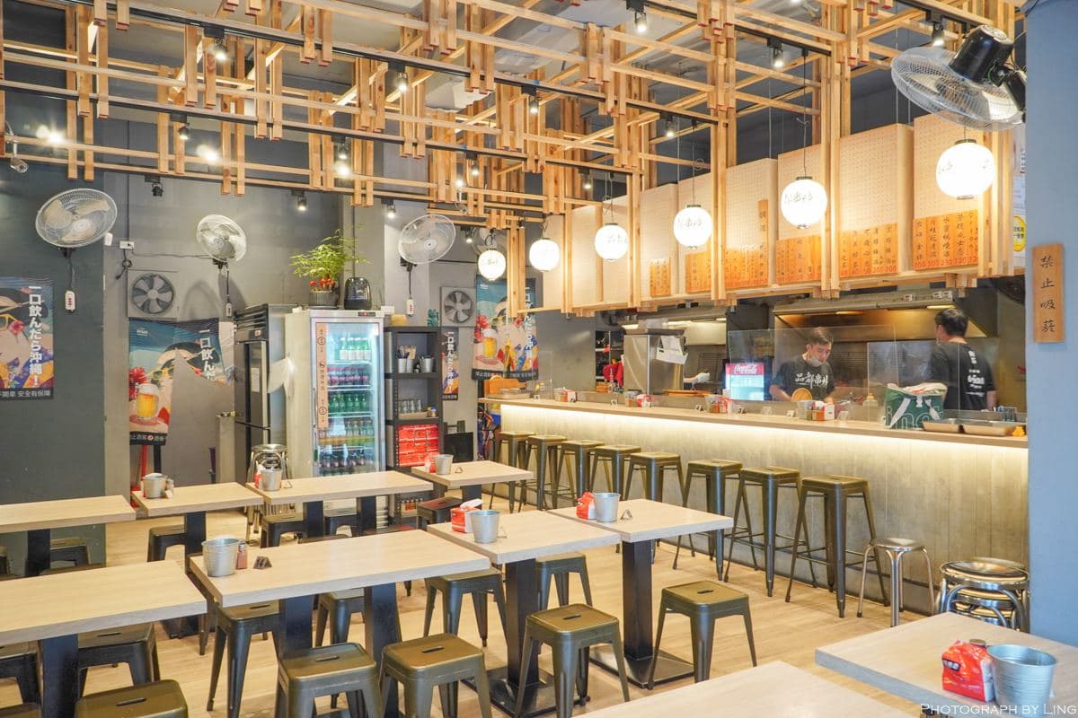 夾太少保證後悔!新莊超人氣串燒開店就排爆,「靈魂雙粉」加好加滿才內行 夾太少保證後悔!新莊超人氣串燒開店就排爆,「靈魂雙粉」加好加滿才內行