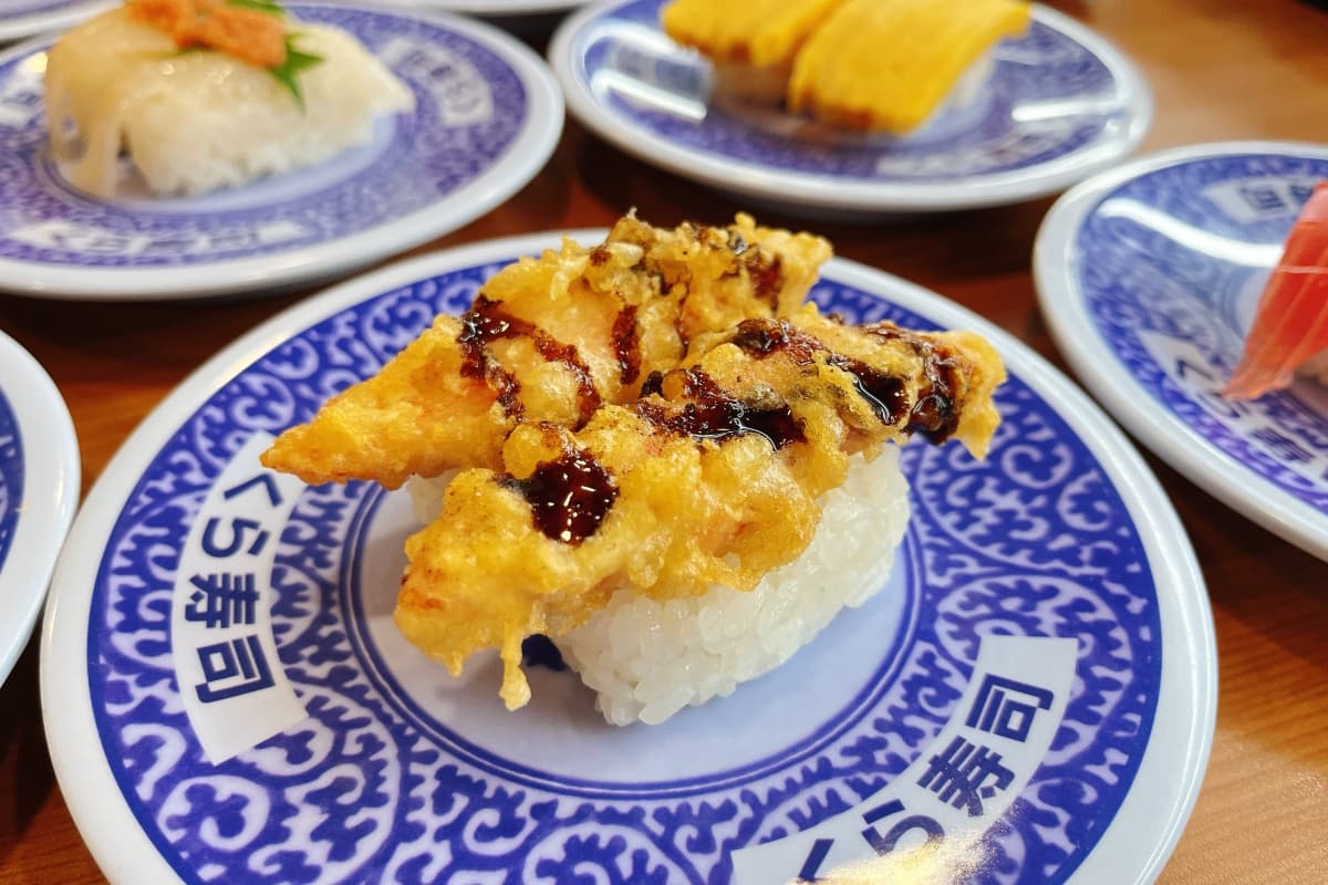 小新粉快衝!藏壽司「蠟筆小新餐盤」免費送,再吃炙烤明太子鮭魚壽司 小新粉快衝!藏壽司「蠟筆小新餐盤」免費送,再吃炙烤明太子鮭魚壽司