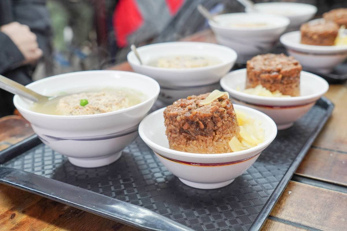 老饕都點這一套!「筒仔米糕+蒸蛋湯」飄香66年,「氣孔蒸蛋」口感超唰嘴 老饕都點這一套!「筒仔米糕+蒸蛋湯」飄香66年,「氣孔蒸蛋」口感超唰嘴
