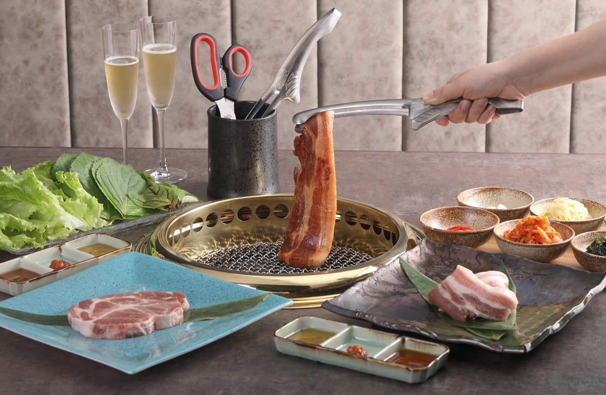 日、韓粉先衝!奢華「韓式烤肉」插旗台北,熟成豬、上等日本和牛必吃 日、韓粉先衝!奢華「韓式烤肉」插旗台北,熟成豬、上等日本和牛必吃