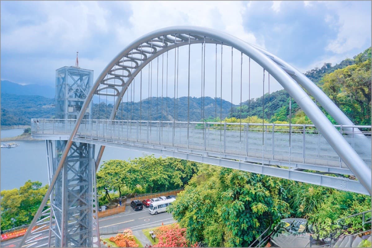 IG暴紅!曾文水庫「夢幻粉萼花海」大爆發,加碼「360度觀景台」遠眺絕美湖景 IG暴紅!曾文水庫「夢幻粉萼花海」大爆發,加碼「360度觀景台」遠眺絕美湖景