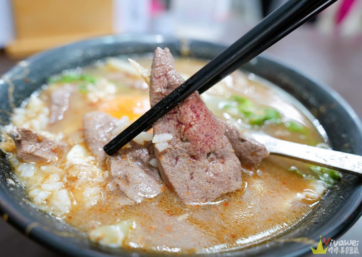 CP值破表!中壢必吃5家小資美食:爆量雞塊飯、65元7顆湯包、9元水煎包 CP值破表!中壢必吃5家小資美食:爆量雞塊飯、65元7顆湯包、9元水煎包