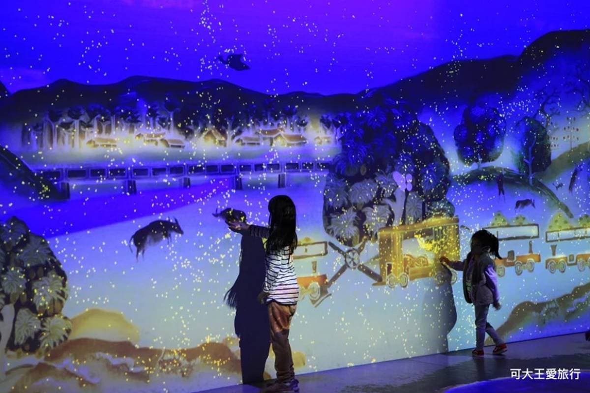 暑假限定!「台南漂漂河」7月新登場,再玩「全台最大沉浸劇場」、彈珠機台 暑假限定!「台南漂漂河」7月新登場,再玩「全台最大沉浸劇場」、彈珠機台