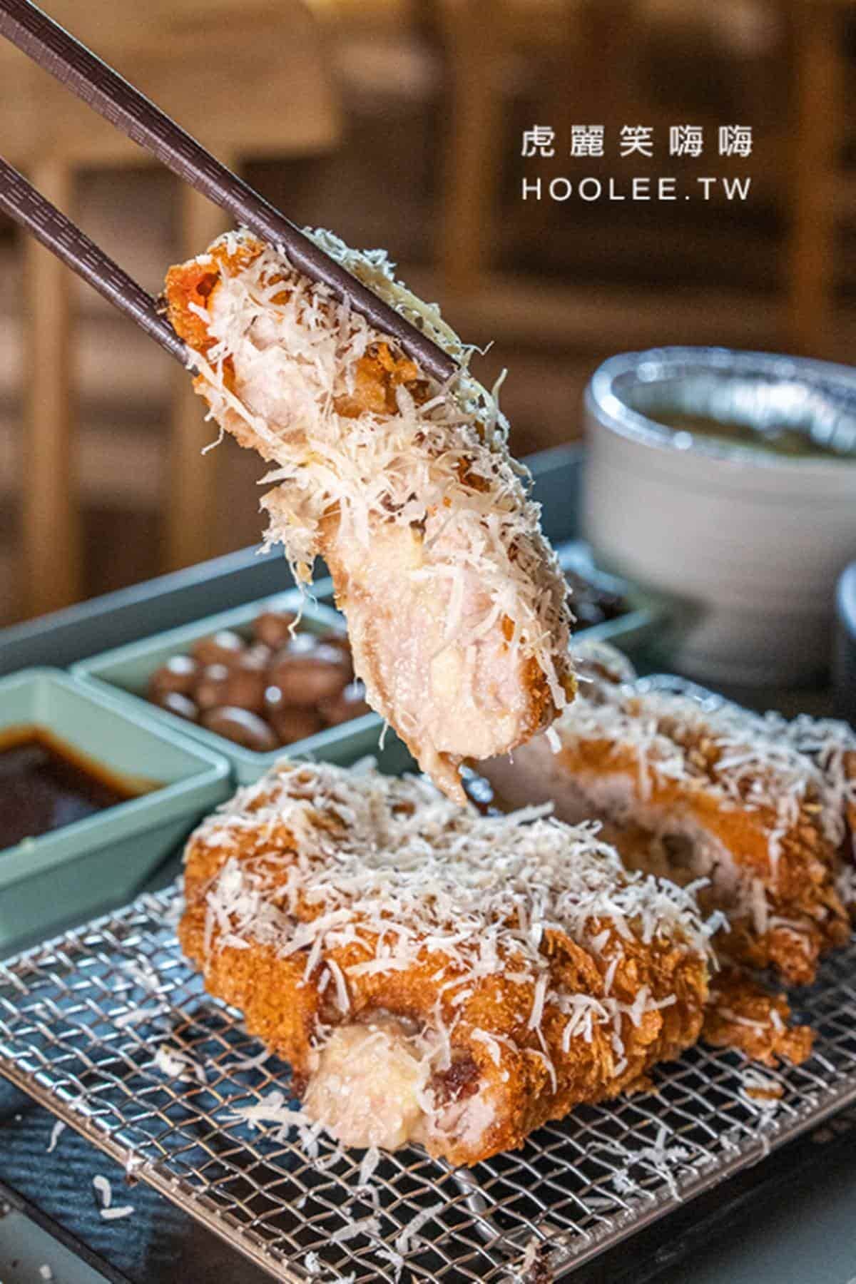 隔著螢幕都有味道!全台5大「榴槤美食」:半顆榴槤雪花冰、邪惡爆漿毛巾捲 隔著螢幕都有味道!全台5大「榴槤美食」:半顆榴槤雪花冰、邪惡爆漿毛巾捲
