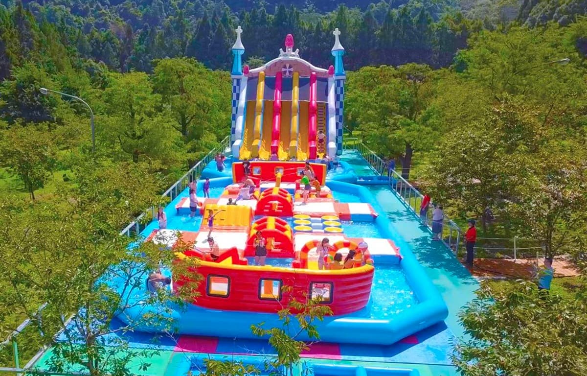 比基尼入園199元!劍湖山連2天優惠,九族推最新水樂園「8公尺高滑水道」 比基尼入園199元!劍湖山連2天優惠,九族推最新水樂園「8公尺高滑水道」