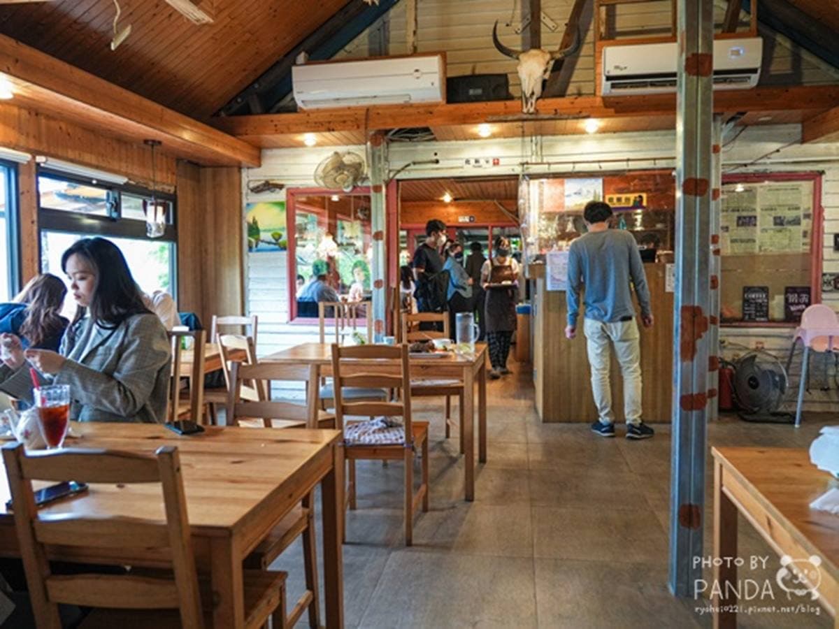 角板山最美視角在這!暴紅「祕境咖啡廳」美拍到手軟,坐擁180度山景第一排 角板山最美視角在這!暴紅「祕境咖啡廳」美拍到手軟,坐擁180度山景第一排