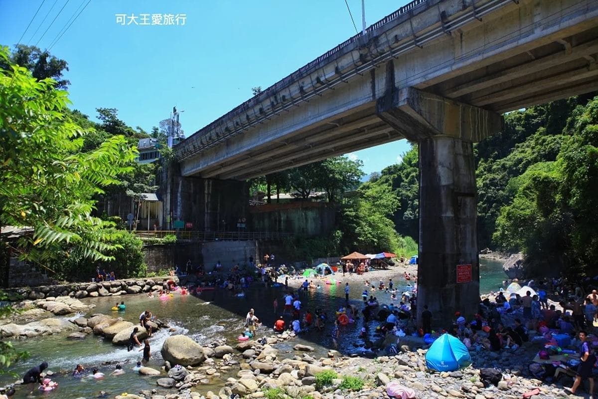 爸媽快筆記!北部6玩水放電景點:80元暢玩、3層樓高滑水道、馬路邊戲水池 爸媽快筆記!北部6玩水放電景點:80元暢玩、3層樓高滑水道、馬路邊戲水池