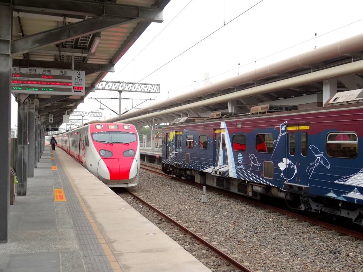 8月新制上路!育兒津貼升至5000元起、台鐵恢復全列車行駛,7項規定一次看 8月新制上路!育兒津貼升至5000元起、台鐵恢復全列車行駛,7項規定一次看