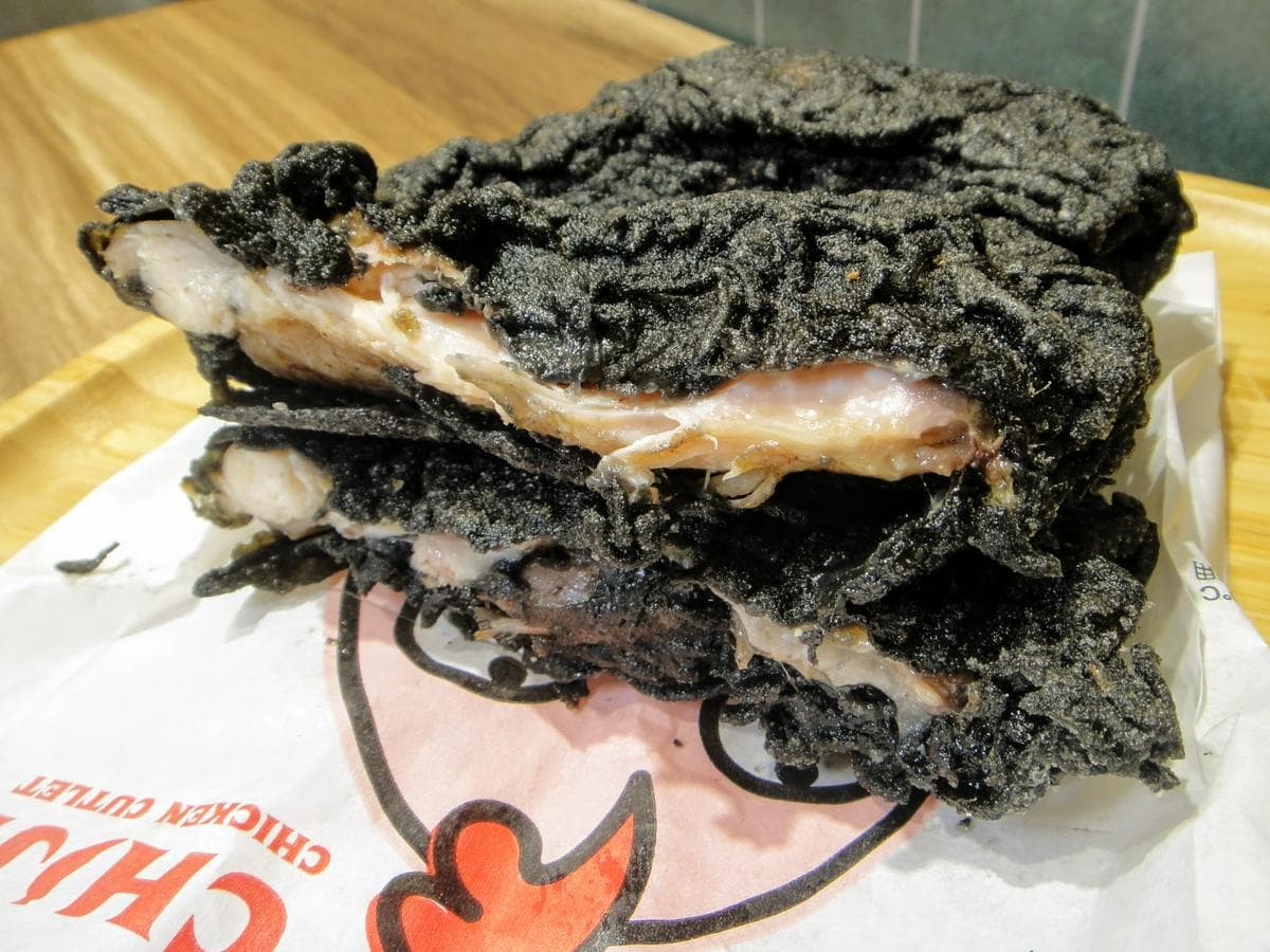 吃過彩色雞排嗎?「特色雞排店」7口味任選,搶吃大人系椒麻、花雕酒口味 吃過彩色雞排嗎?「特色雞排店」7口味任選,搶吃大人系椒麻、花雕酒口味