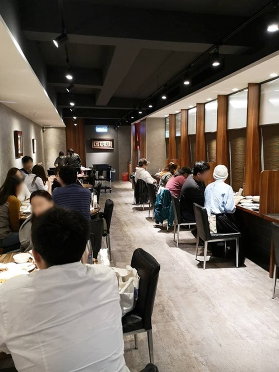平價版驥園!1人獨享「砂鍋土雞湯」爽嗑整隻雞腿,再點超下飯「蔥燒子排」 平價版驥園!1人獨享「砂鍋土雞湯」爽嗑整隻雞腿,再點超下飯「蔥燒子排」