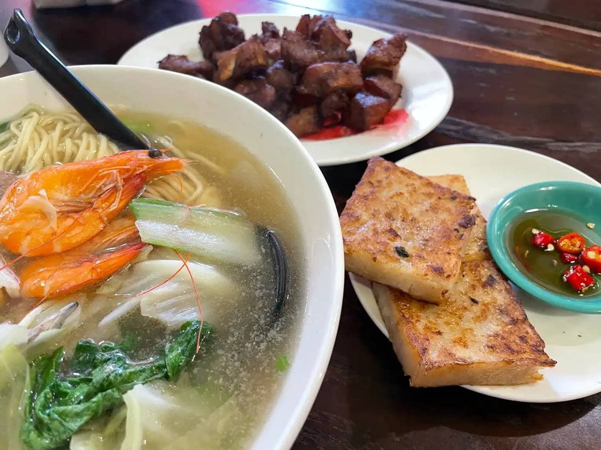 老闆怕你吃不飽!超佛「大碗公什錦麵」逼近10人份,爆量配料一整碗僅120元 老闆怕你吃不飽!超佛「大碗公什錦麵」逼近10人份,爆量配料一整碗僅120元