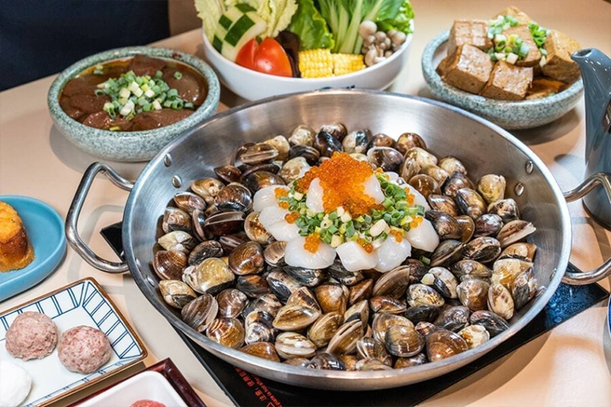 五花肉雪花冰吃過嗎?超狂冰品2人同行免費吃,加碼嗑「鮭魚卵干貝痛風鍋」 五花肉雪花冰吃過嗎?超狂冰品2人同行免費吃,加碼嗑「鮭魚卵干貝痛風鍋」